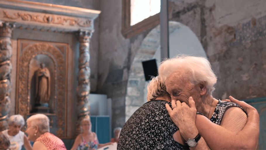 Assis mais toujours debout S2 — 22-23