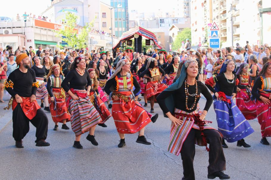 DÉFILÉ D'ANNONAY – BIENNALE DE LA DANSE DE LYON 2025
